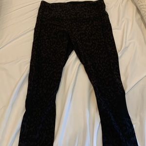Lululemon pace rival legging with pocket size 8